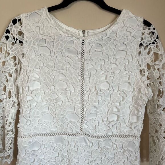 RYAN MICHELLE Sheath Dress Medium White Lace Overlay Lined Bell Sleeve Summer - Picture 5 of 16